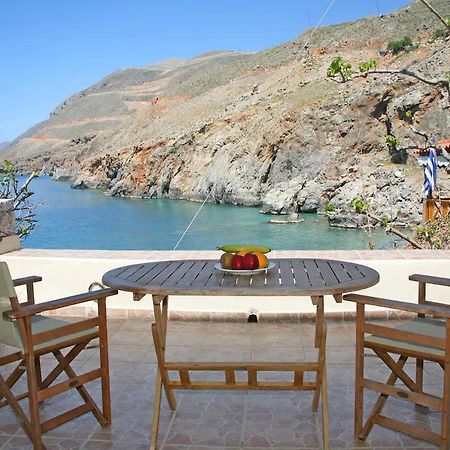 On The Beach Apartments Хора-Сфакион Экстерьер фото